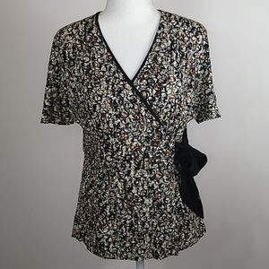 Nic + Zoe Short Sleeve Wrap Top 🎉🎉4 for $25🎉🎉